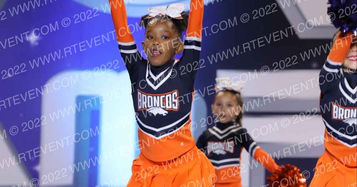 MODESTO BRONCOS PEEWEE · Reload