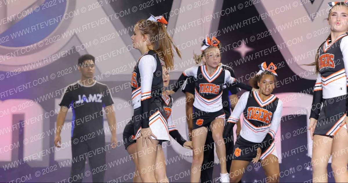 ROSEVILLE JR  TIGERS MIDGETS · Reload