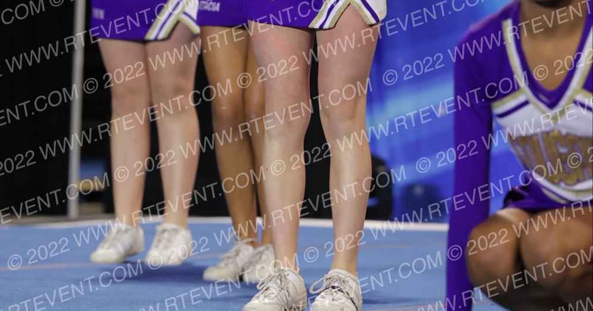 ESCALON YOUTH COUGARS VARSITY · Reload