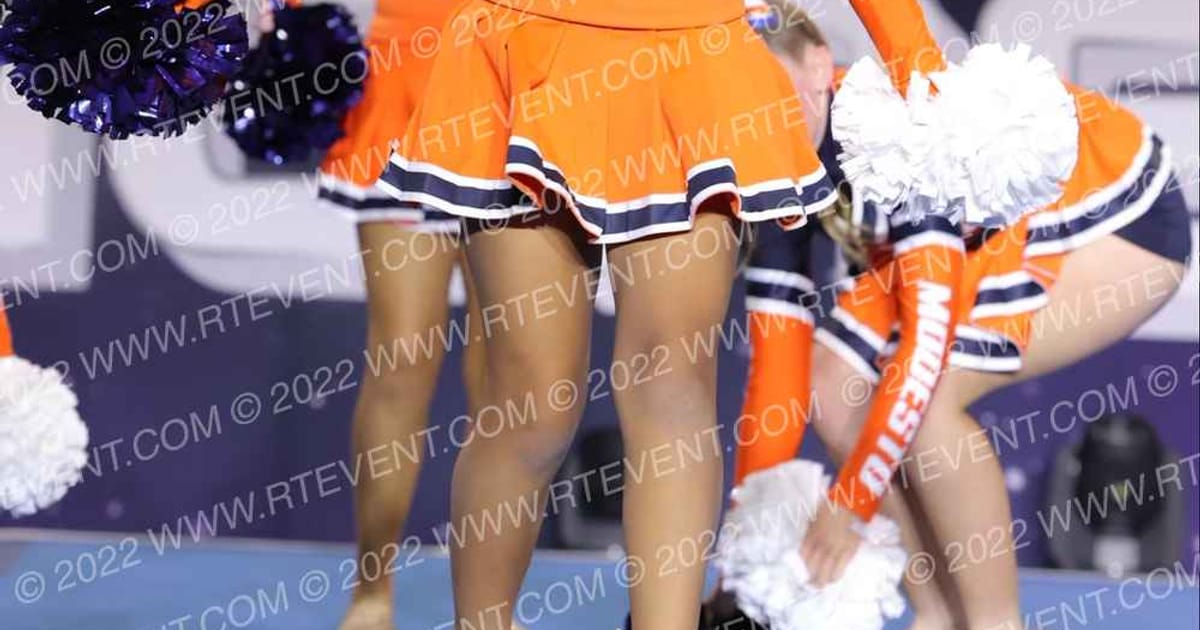 MODESTO BRONCOS VARSITY · Reload