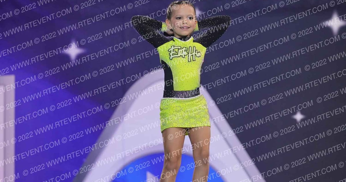 ELITE HIVE CHEER QUEEN BEES · Fall Fest