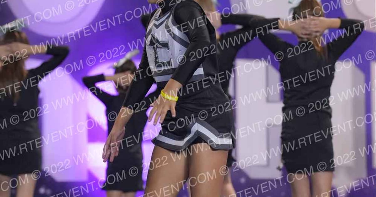 SHARKS CHEER · Fall Fest