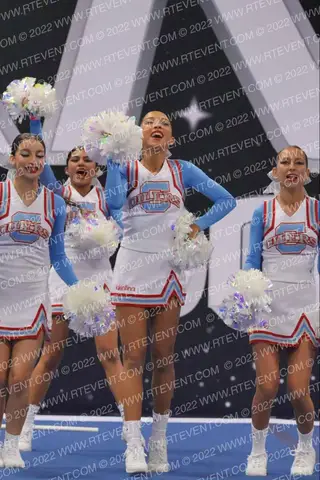 COALINGA OILERS CHEER SENIOR