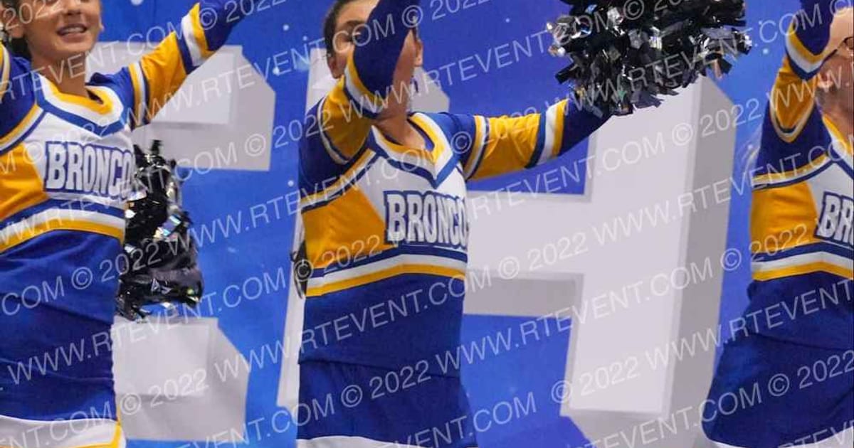 DOS PALOS BRONCO YOUTH CHEER JUNIORS · Tri County League Championship