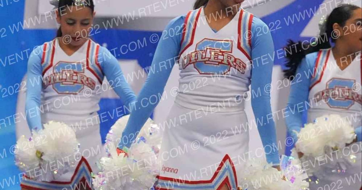 COALINGA OILERS CHEER SENIOR · Tri County League Championship