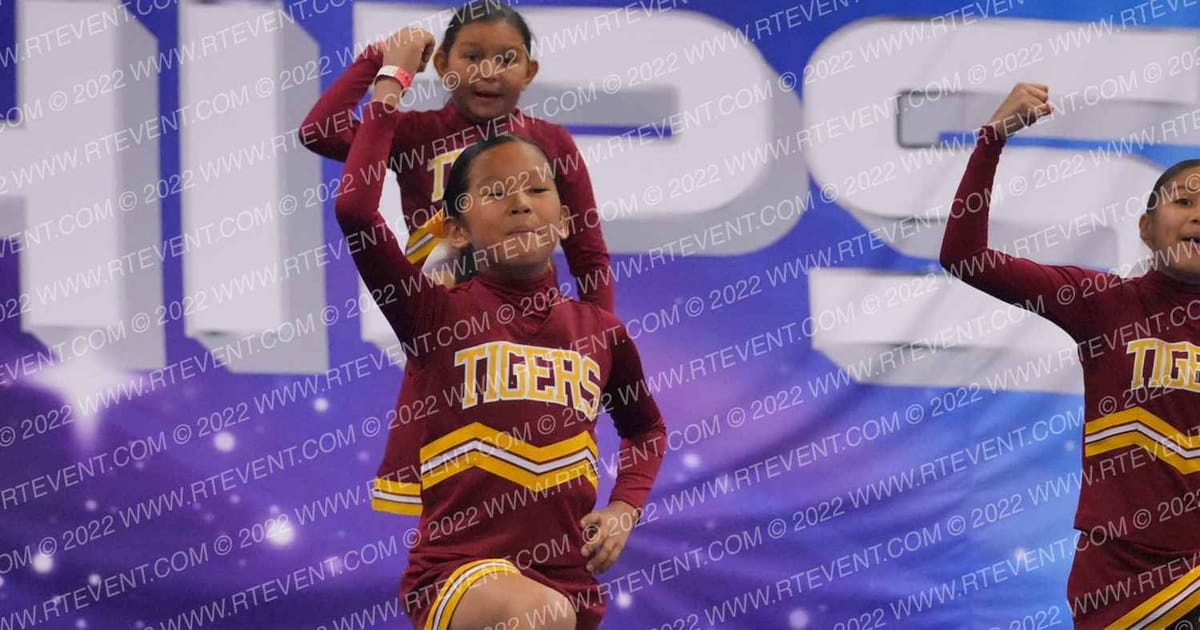 LOS BANOS TIGERS PEE WEES · Tri County League Championship