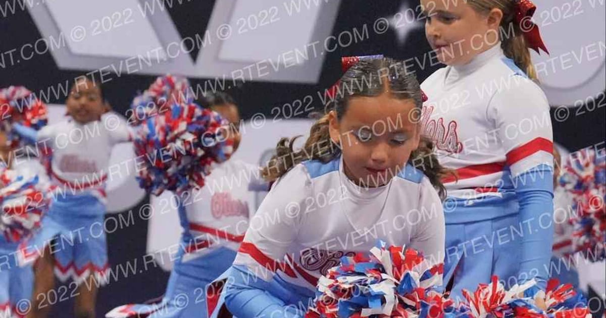 COALINGA OILERS CHEER PEE WEE · Tri County League Championship