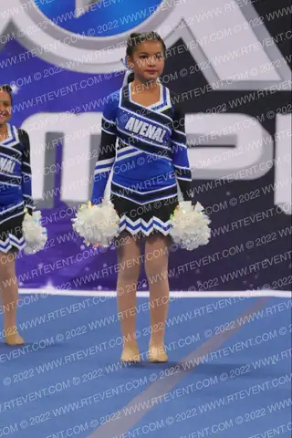 AVENAL YOUTH CHEER PEEWEES