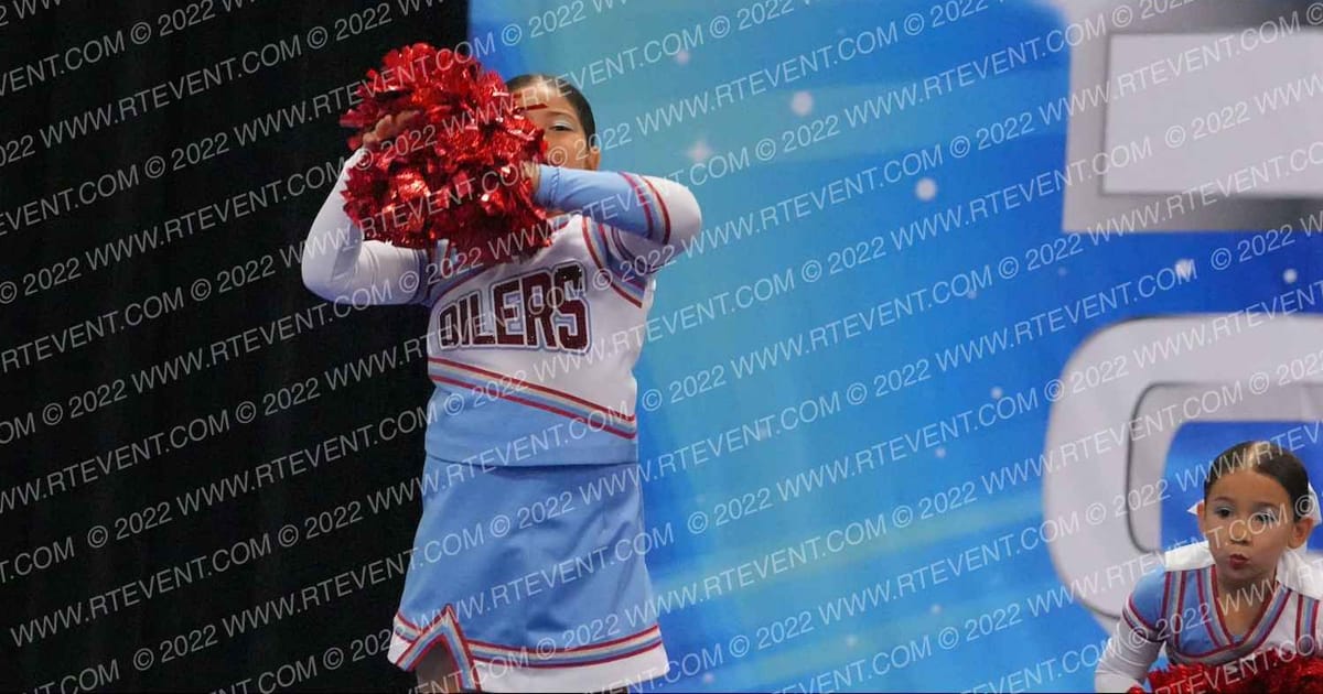 COALINGA OILERS CHEER MIGHTY MITE · Tri County League Championship