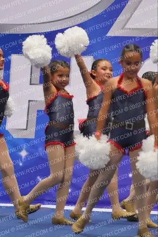 KERMAN PEEWEE CHEER