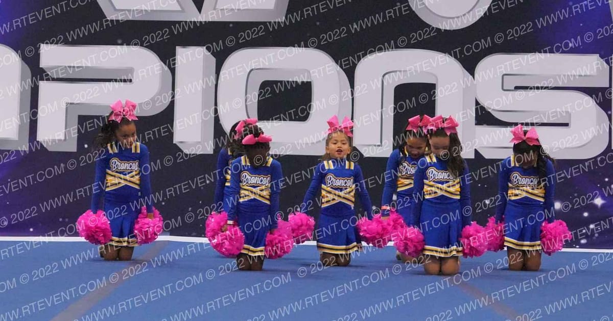 DOS PALOS BRONCO YOUTH CHEER MIGHTY MITES · Tri County League Championship