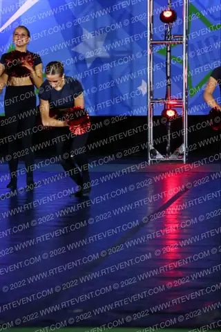 Senior - Pom - Large