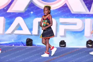 VALLEY GIRLZ YOUTH CHEER DIVAS