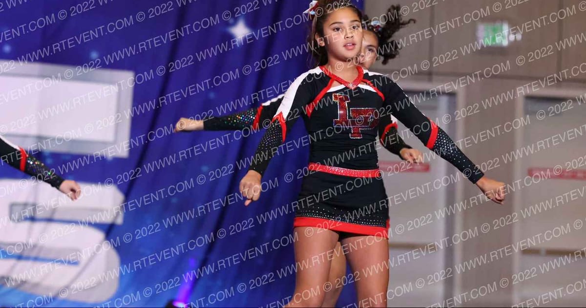 LAS PLUMAS 12U · Capitol City