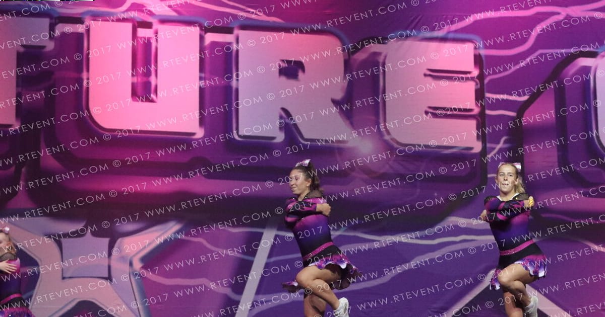 Inferno Cheer   Dance LADIES IGNITE · FC Internationals