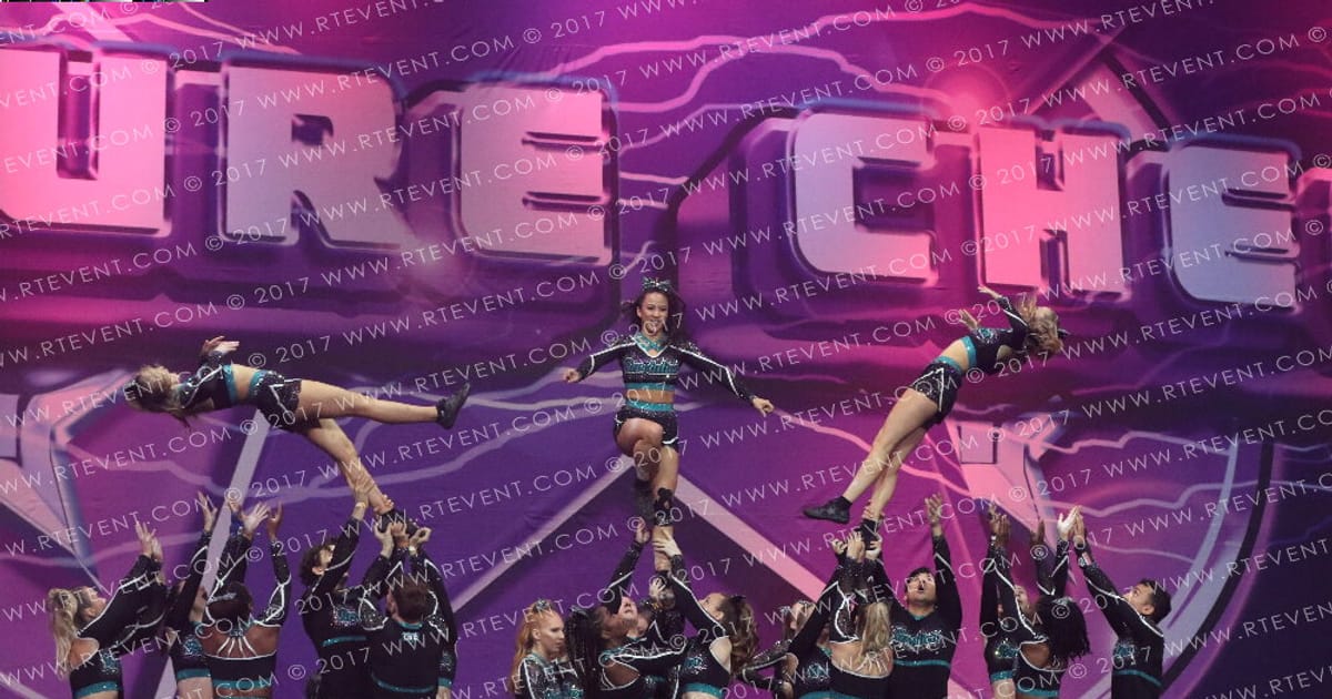 London Dynasty Cheer Revolution · FC Internationals
