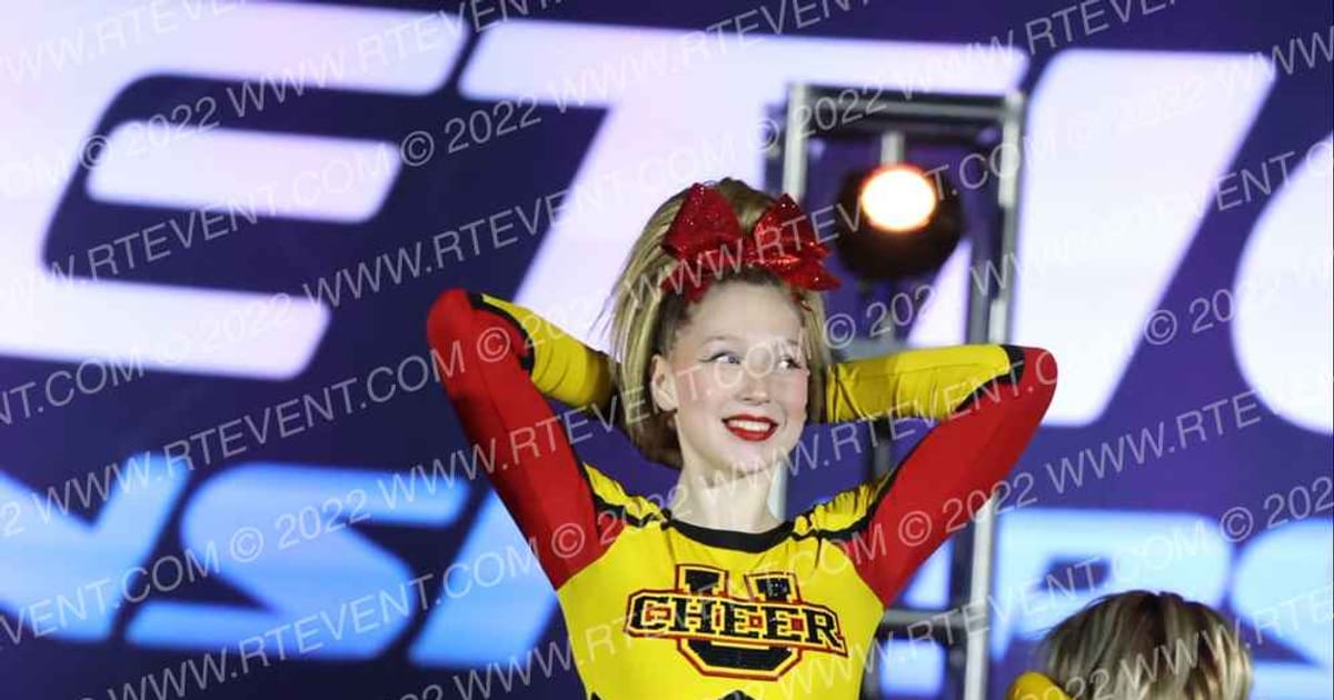Terre Haute Cheer University SUPER SIZE ME · Athletic Nationals St Charles