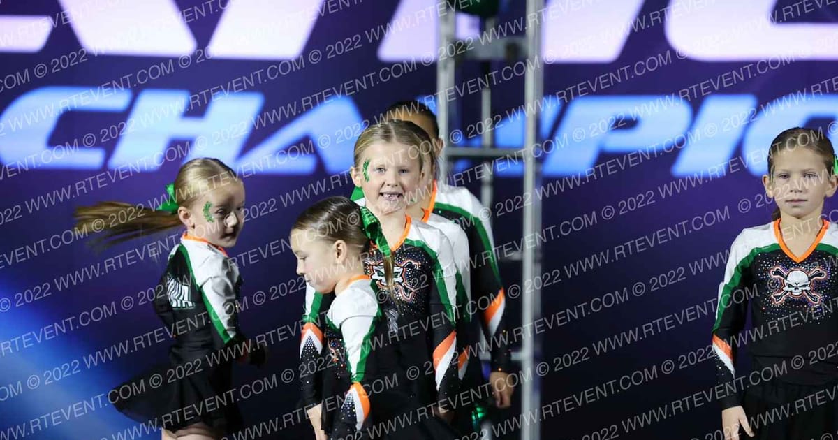 Iowa Elite Cheer - CR Trouble · Athletic Nationals St Charles