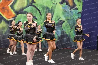 Spotlight Cheer Milkways