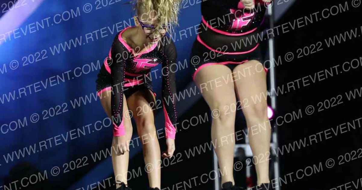 Titanium Force Cheer Glow Girls · Athletic Nationals St Charles