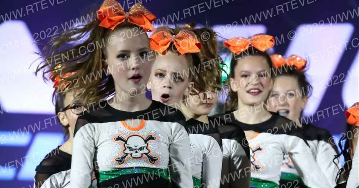 Iowa Elite Cheer of MN VENGEANCE · Athletic Nationals St Charles