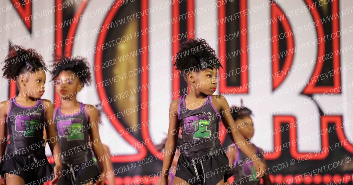 Grace Elite Cheer and Dance Mini Tiaras · Encore Atlanta