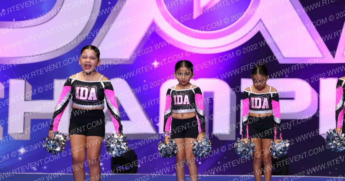 ITALIAS DANCE ACADEMY HOT SHOTS · Bid Challenge SATURDAY