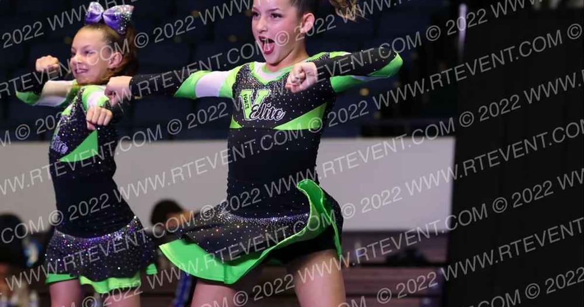 V FORCE ELITE STARLETTES · Bid Challenge SATURDAY