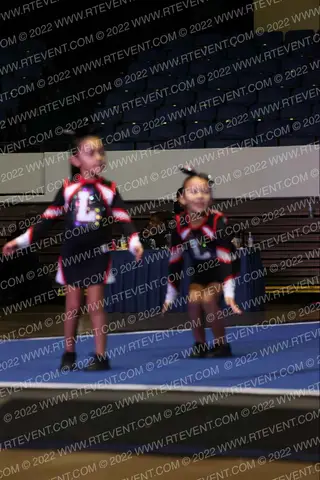 LAKEWOOD TINY MITE LADY LANCERS