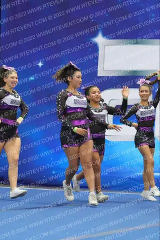 STARLIGHTS CHEER