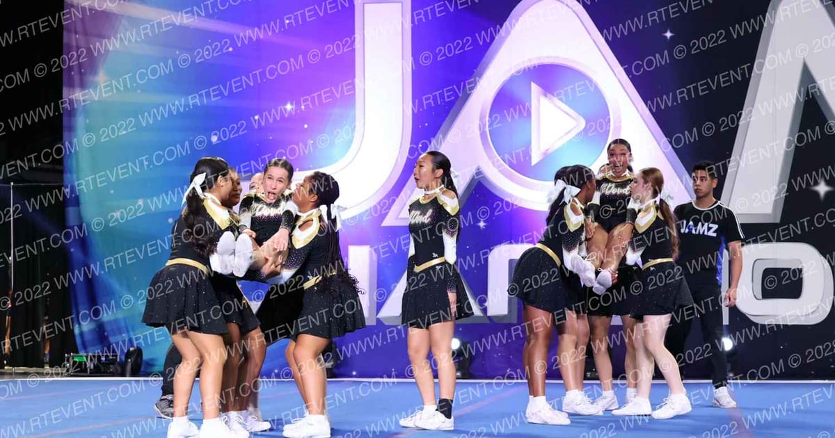 BISHOP O DOWD VARSITY CHEER · Friday Night Lights