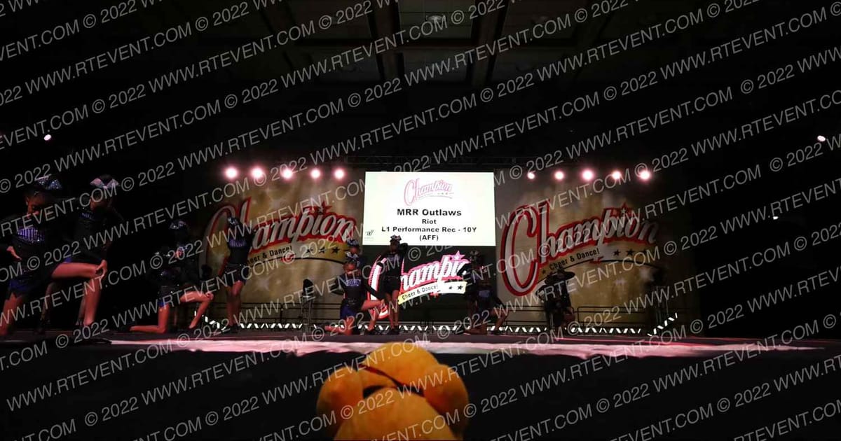 MRR Outlaws Riot · CCD Grand Nationals CHEER