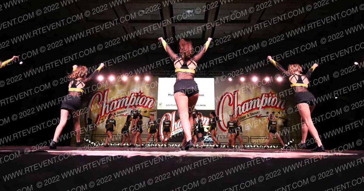 Hornets Competitive Cheerleading Golden Girls · CCD Grand Nationals CHEER