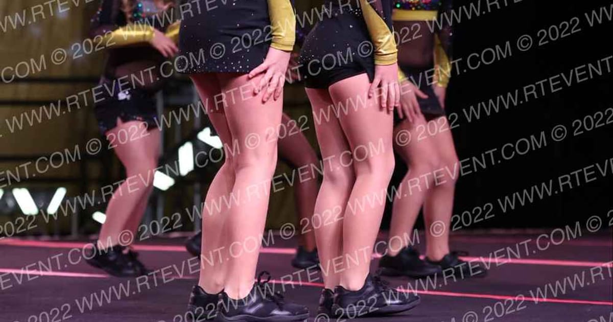 Hornets Competitive Cheerleading Little Honeys · CCD Grand Nationals CHEER