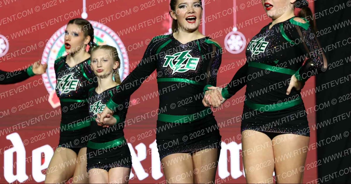 Thunder Extreme Strike · Spirit Celebration Christmas Grand Nationals