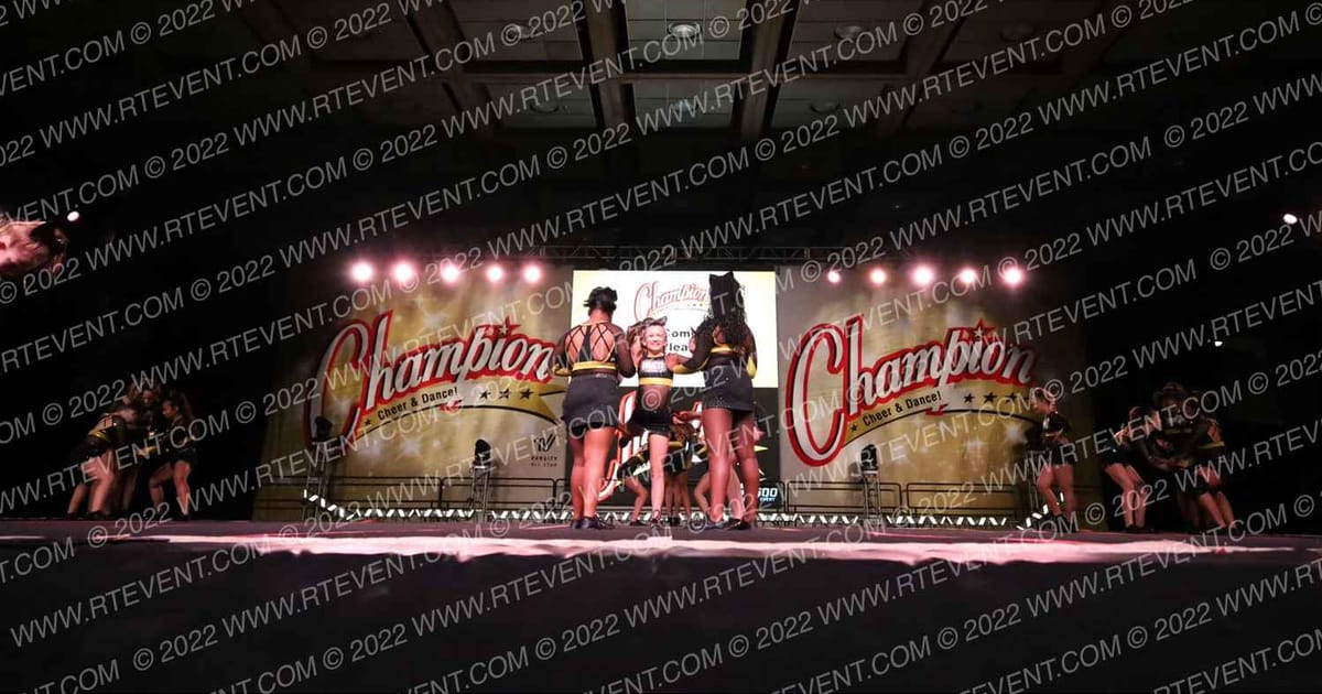 Hornets Competitive Cheerleading Venomous · CCD Grand Nationals CHEER