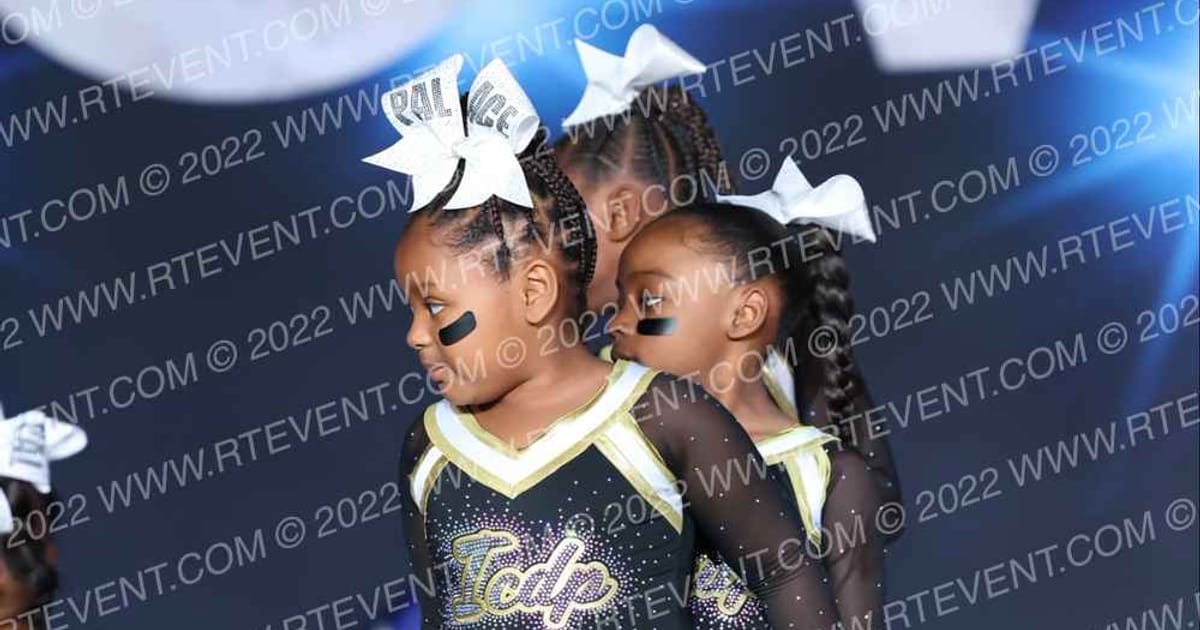 Inglewood Cheer & Dance Palace ICDP Royal Miniz · Cali Crown