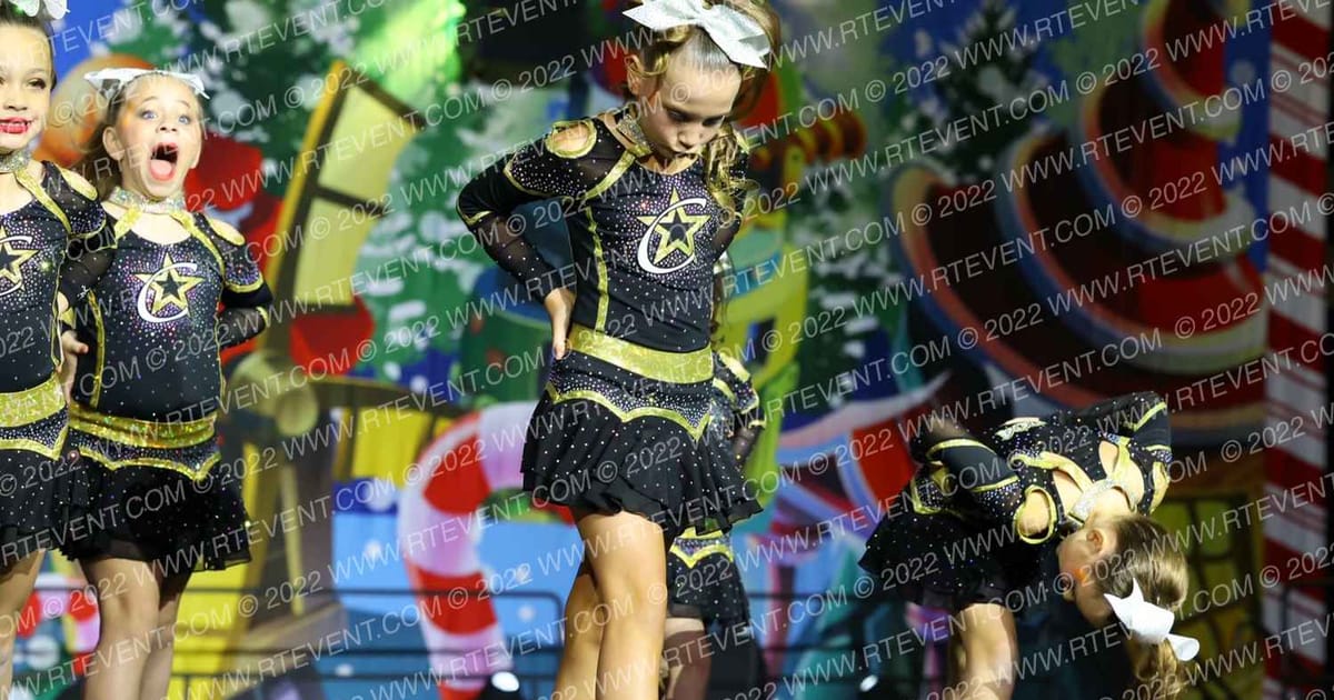 Champion Cheer Firebirds · Spirit Celebration Christmas Grand Nationals