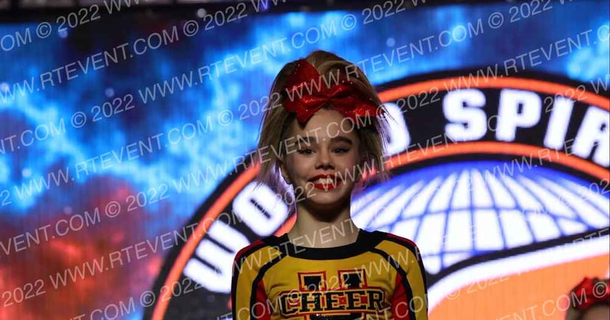 Terre Haute Cheer University HAMBURGLARS · WSF Grand Nationals