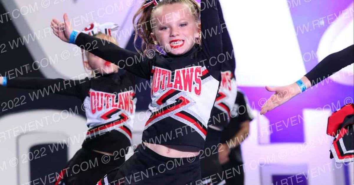 CVO OUTLAW ANGELS NOVICE · Adrenaline