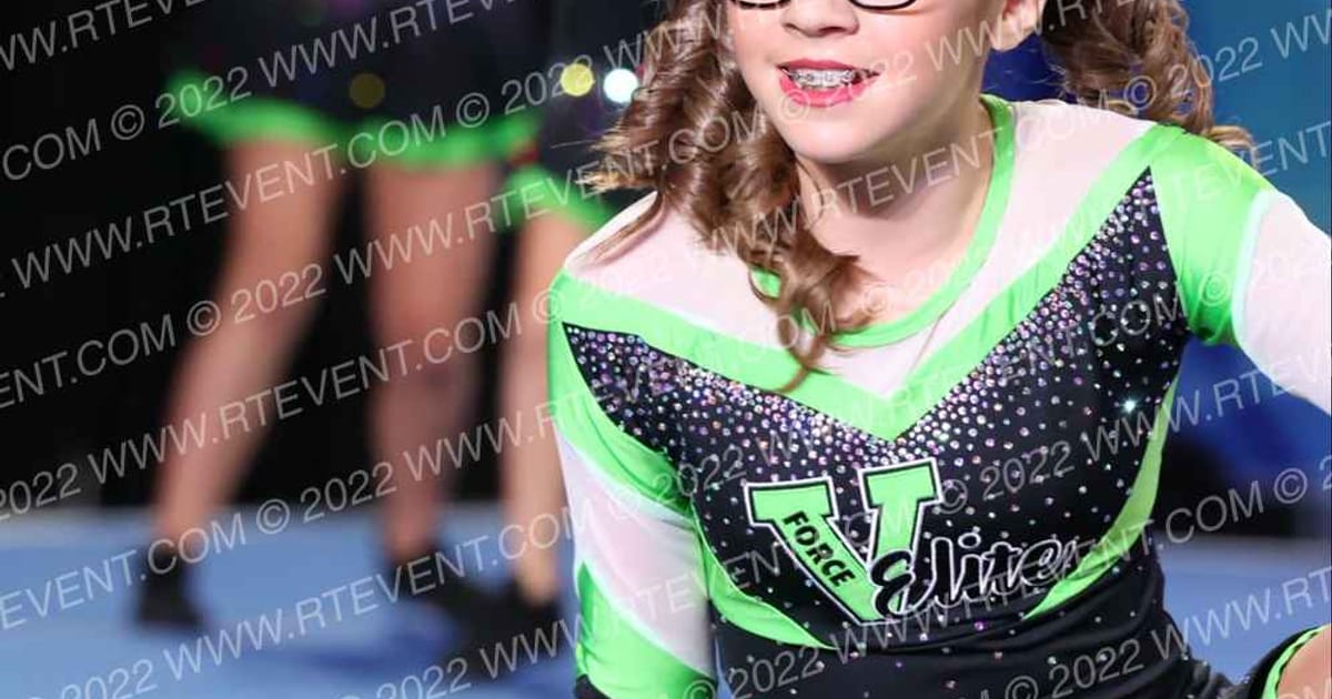 V FORCE ELITE STARLETTES · Adrenaline