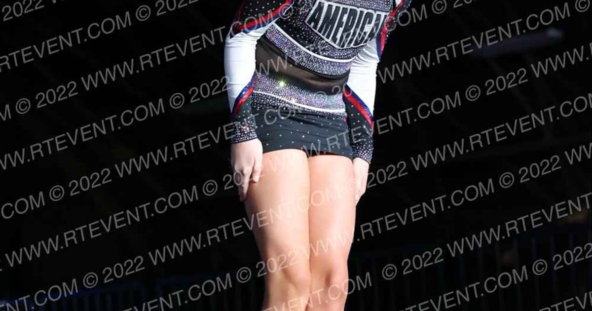 American Cheer YOUTH BLUE · Cali Crown