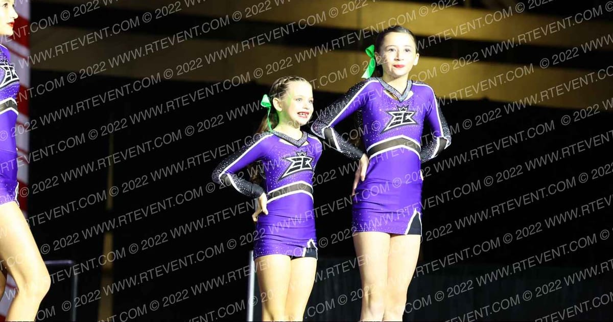 Express Cheer Extreme · Spirit Celebration Christmas Grand Nationals