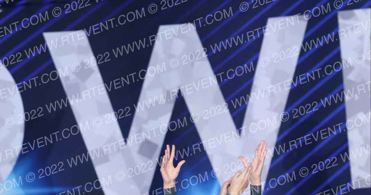 Desert Elite Mavericks Rogue · Cali Crown