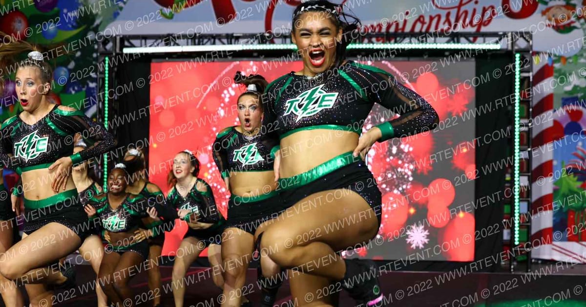 Thunder Extreme Zeus · Spirit Celebration Christmas Grand Nationals