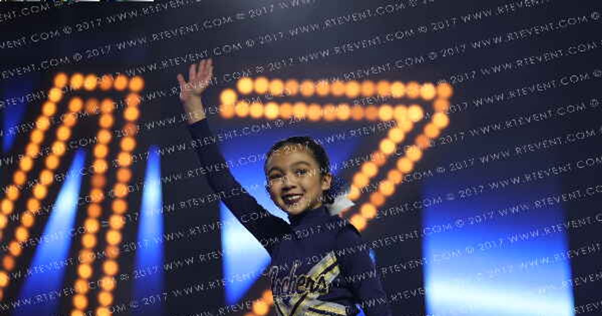 AMPLUS ACADEMY ELEMENTARY · SCHOOL CHEER NATIONALS