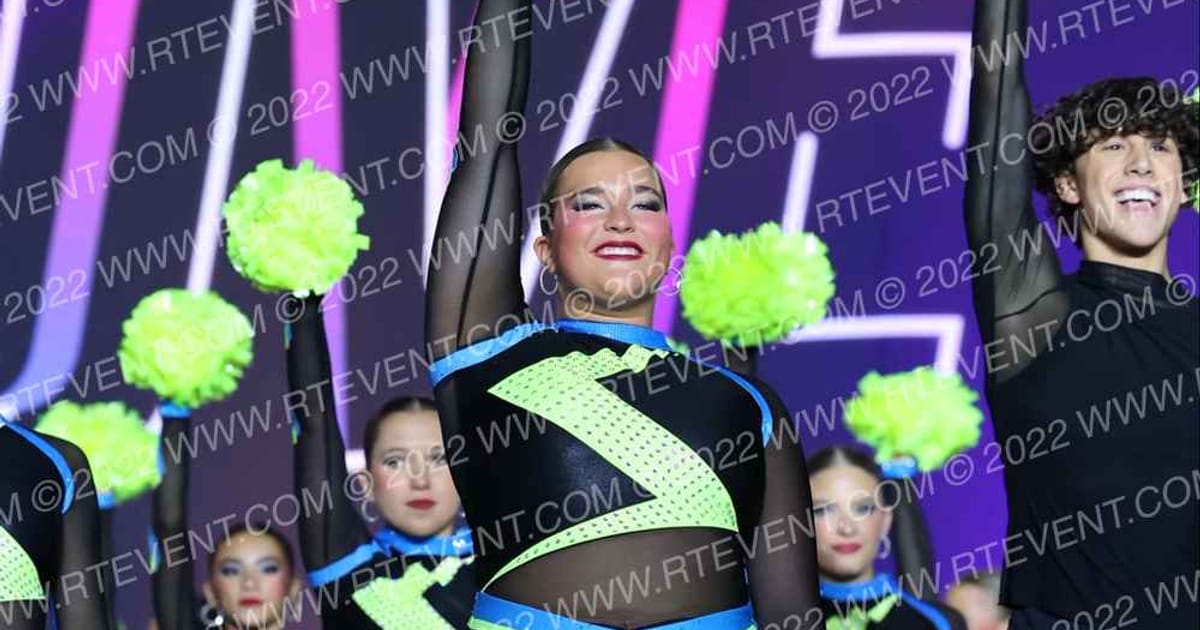 Star Performance Centre Senior Large Pom · WSF Grand Nationals