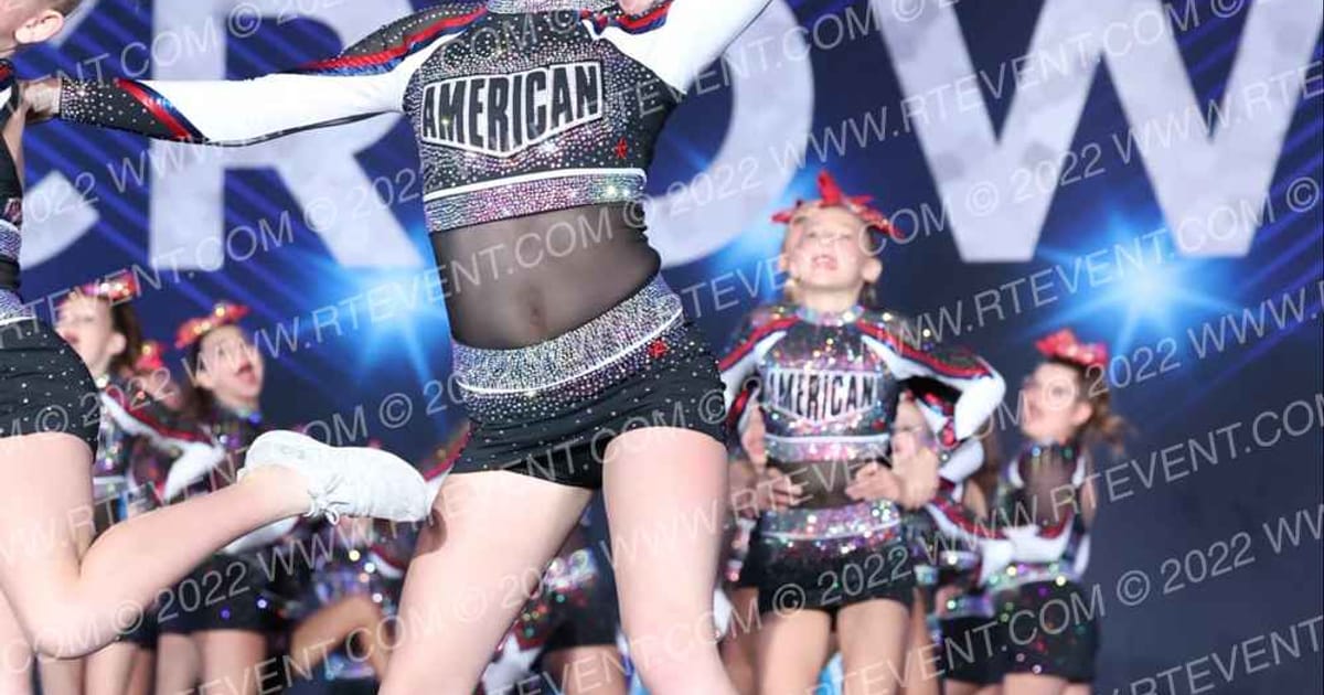 American Cheer YOUTH WHITE · Cali Crown