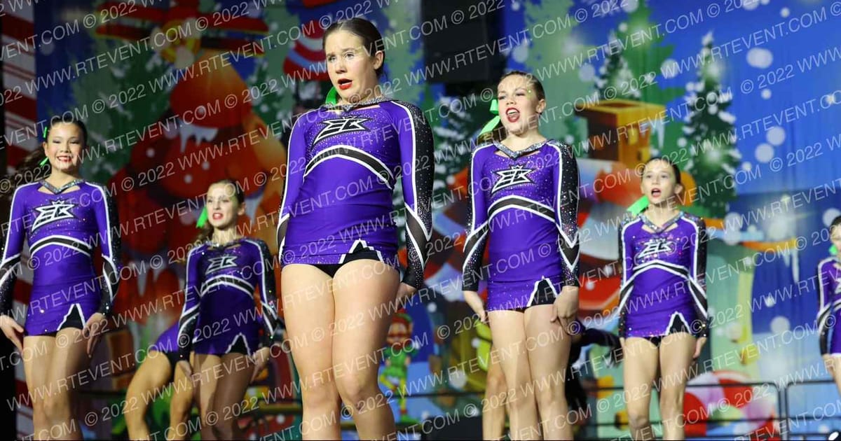 Express Cheer Extreme · Spirit Celebration Christmas Grand Nationals