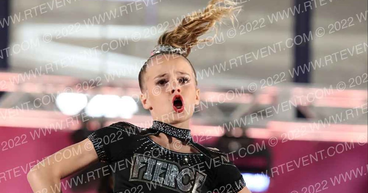 Fierce Cheer Elite Queens · Cheer Power Holiday Showdown Roseville